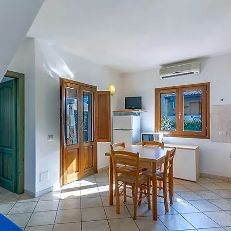 Szálloda Appartamenti Tanaunella 3*