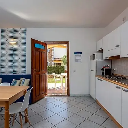 Hotel Appartamenti Tanaunella 3*