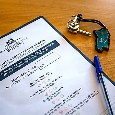 Appartamenti Tanaunella Hotel 3*